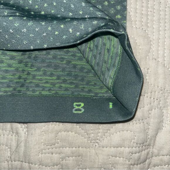 Lululemon Swiftly Tech Short Sleeve sea foam green size 8 - Picture 2 of 3